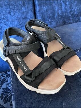 Mark Nason X Skechers Sport-Strap Sandals EUC